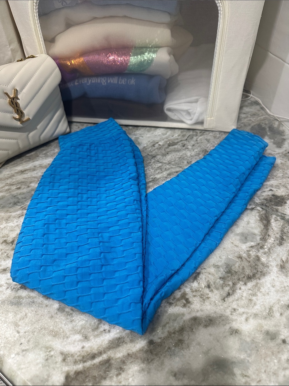Women’s Brazilian Booty Scrunch Textured Workout Leggings - Bright Blue SZ Med